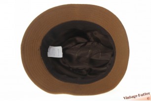 © VintageHatter.com | L-1011-56-2 Trilby vissershoed Polo lichtbruin leer 56,5 Trilby vissershoed Polo lichtbruin leer 56,5