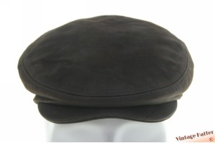 Platte pet Westbury grijzig bruin leer met drukknoop 57