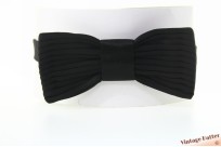 Vintage bowtie black ruffled