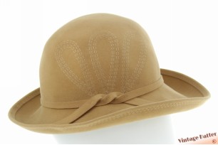 Ladies hat beige brushed felt with floral stitching 55 (S)
