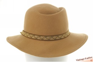 Dameshoed beige wolvilt 55 (S)