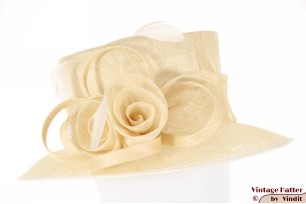 Dameshoed natuurlijk geel sisal sinamay 57 [nieuw]