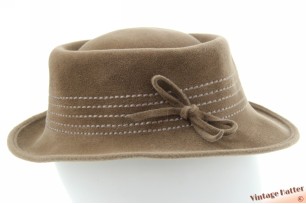 Ladies hat beige velour 55,5 (S)