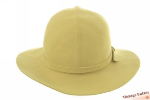 © VintageHatter.com | d-1027-55-2 Ladies hat with single rib soft green felt 55,5 (S) Ladies hat with single rib soft green felt 55,5 (S)