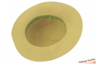 © VintageHatter.com | d-1027-55-2 Ladies hat with single rib soft green felt 55,5 (S) Ladies hat with single rib soft green felt 55,5 (S)