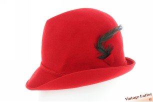 Ladies hat red felt with 