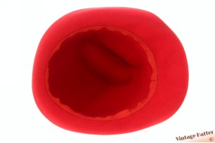 Ladies hat red felt with 