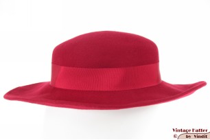 Ladies hat with wide brim red felt 55,5 (S)