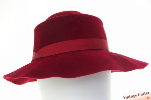 Dameshoed Fléchet bordeaux rood flexibel velour 55 (S) Dameshoed Fléchet bordeaux rood flexibel velour 55 (S)