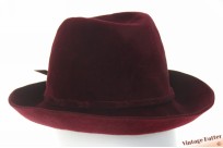 Dameshoed bordeaux paars velour 55 (S)