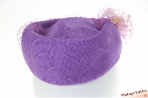Dames pillbox cocktailhoed paars sisal  met voile 55 (S)
