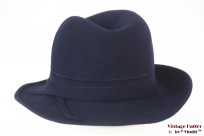 Dames gleufhoed donker blauw vilt 55,5 (S) Dames gleufhoed donker blauw vilt 55,5 (S)