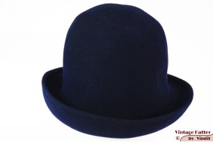 © VintageHatter.com | d-5011-55-24 Dameshoed donker blauw vilt 55 (S) Dameshoed donker blauw vilt 55 (S)