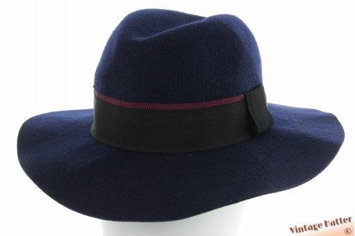 Floppy dames gleufhoed donker blauw vilt 55 (S) Floppy dames gleufhoed donker blauw vilt 55 (S)