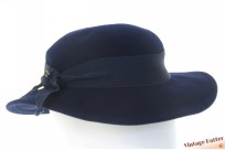 Lage dameshoed HTB donker blauw vilt 56 Lage dameshoed HTB donker blauw vilt 56