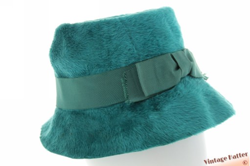 Dameshoed turkoise zacht haarvilt 55 (S) Dameshoed turkoise zacht haarvilt 55 (S)