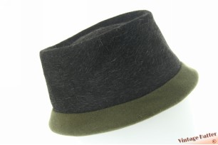 © VintageHatter.com | d-7021-56-5 Dameshoed Mühlbauer donker grijs haarvilt met verenhouder 55-56 Dameshoed Mühlbauer donker grijs haarvilt met verenhouder 55-56