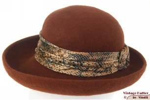 © VintageHatter.com | d-8004-55-2 Ladies hat brown soft fur felt 55 (S) Ladies hat brown soft fur felt 55 (S)