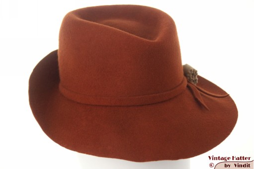 © VintageHatter.com | d-8004-56-5 Ladies fedora orange brown felt 56 Ladies fedora orange brown felt 56