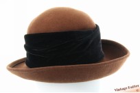 Ladies hat brown felt with black velvet band 57