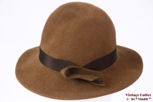 Ladies hat soft brown felt 55 (S)