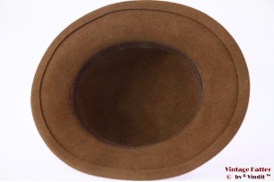 Ladies hat soft brown felt 55 (S)