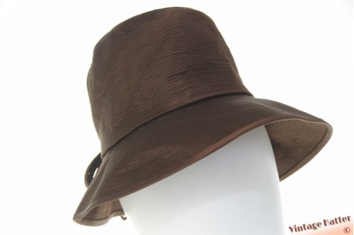 © VintageHatter.com | d-8014-55-10 Ladies hat Paschen Modelle brown flexible satin 55-56 Ladies hat Paschen Modelle brown flexible satin 55-56