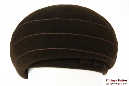 © VintageHatter.com | d-8014-56-11 Ladies hat brown velour with designer stitchings 56 Ladies hat brown velour with designer stitchings 56