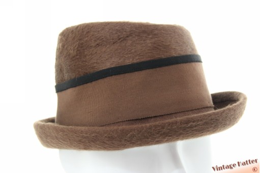 Asymmetric ladies hat Alpina brown soft fur felt 53,5 (XXS)