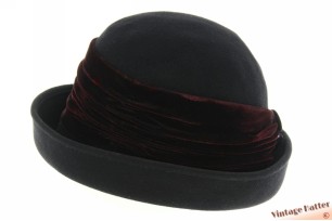 Dameshoed zwart vilt met donker bordeaux band 57