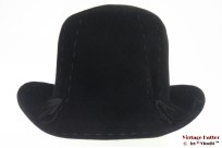 Dameshoed zwart velour met veters 54 (XS) Dameshoed zwart velour met veters 54 (XS)