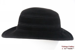 Ladies hat Mayser black velvet 56