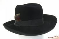 Wide ladies hat Bermona black velour 55,5 - 56 Wide ladies hat Bermona black velour 55,5 - 56