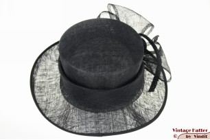 Ladies hat Favorite Modell black sinamay and feathers 57 [new]