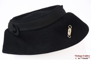 Dames cocktail hoed zwart vilt 56