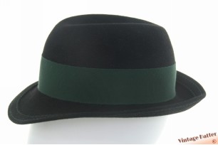 Dameshoed Mayser-Milz zwart haarvilt met groene band en veertjes 56