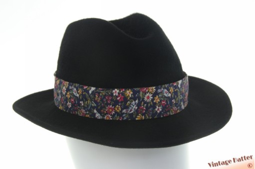 Dames gleufhoed Capo zwart vilt 56 Dames gleufhoed Capo zwart vilt 56