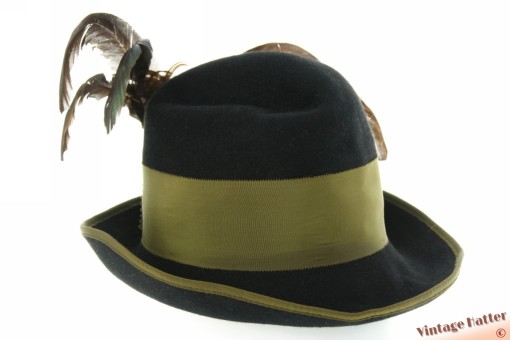 Dames jachthoed Ischler Hut zwart haarvilt met lange veren 56,5