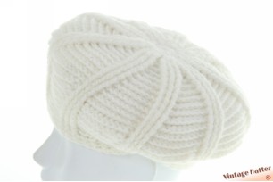 Gebreide winter muts wit wol 54-57