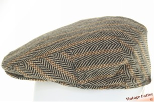 Platte pet beige bruin visgraat met drukknoop 61 (XL) [nieuw]