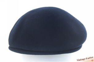 © VintageHatter.com | f-5004-57-4 Voorgevormde pet donker blauw vilt 57 Voorgevormde pet donker blauw vilt 57