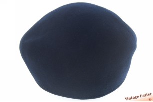 © VintageHatter.com | f-5004-57-4 Voorgevormde pet donker blauw vilt 57 Voorgevormde pet donker blauw vilt 57