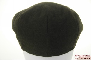 Platte pet donker groen wolmix 60 (XL)