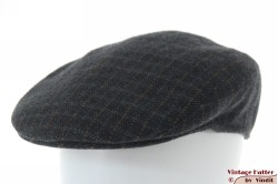 Preshaped flatcap Ramar grey with blue and brown 56