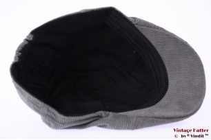 Platte pet Hawkins grijs ribfluweel 57 [nieuw]