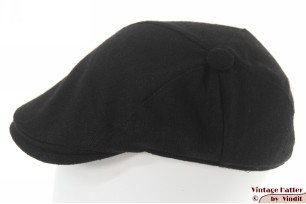 © VintageHatter.com | f-9017-56-5 Flat panelcap black herringbone with side-crown 56,5 Flat panelcap black herringbone with side-crown 56,5