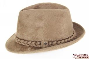 © VintageHatter.com | h-1019-56-6 Gleufhoed Mayser Exclusive beige zacht haarvilt 56,5 Gleufhoed Mayser Exclusive beige zacht haarvilt 56,5