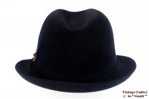 Fedora Wegener dark bue velour 57