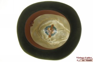 © VintageHatter.com | h-6008-57-2 Hunting fedora Meisterklasse green velour 57,5 Hunting fedora Meisterklasse green velour 57,5