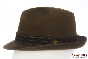 © VintageHatter.com | h-6014-57-10 Fedora Hückel brownish green fur felt 57 Fedora Hückel brownish green fur felt 57